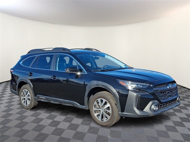2023 Subaru Outback Premium's photo
