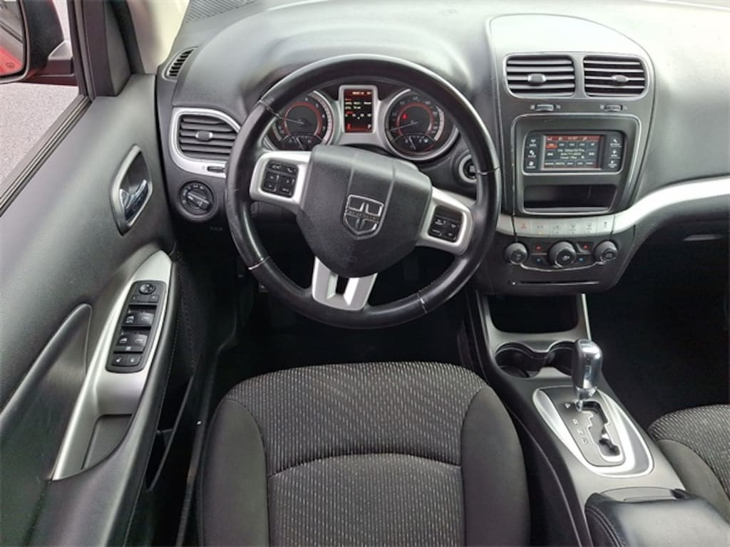 Used 2019 Dodge Journey SE SUV