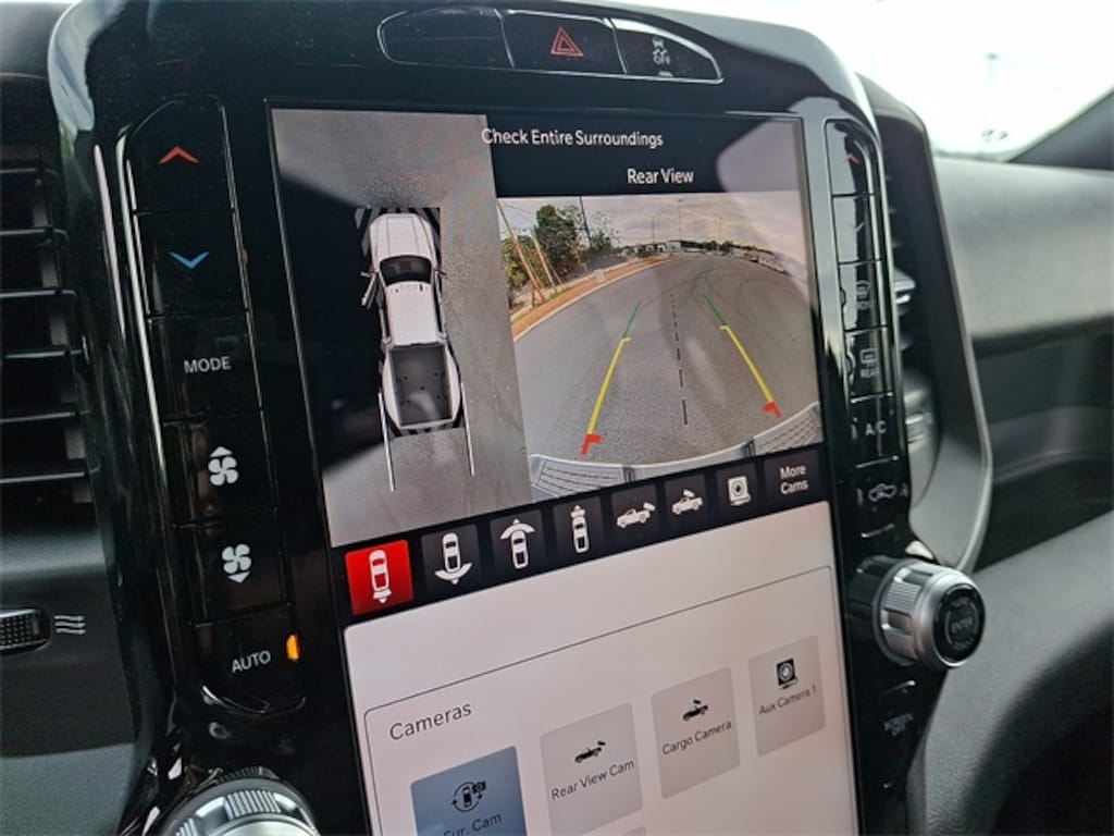 New 2026 Ram 3500 TRADESMAN CREW CAB 4X4 8' BOX Pickup