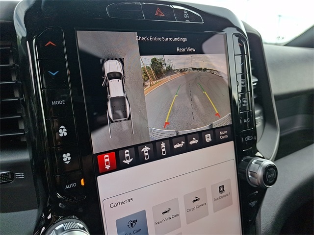 2026 Ram 3500 Tradesman photo 4