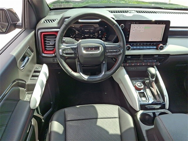 2023 Gmc Canyon AT4X photo 2