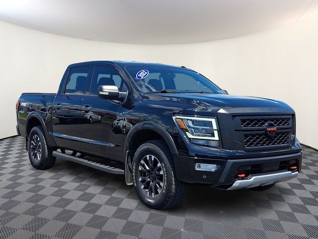2021 Nissan Titan PRO-4X 4X4 Crew Cab's photo