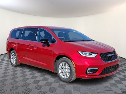 2026 Chrysler Pacifica SELECT Passenger Van