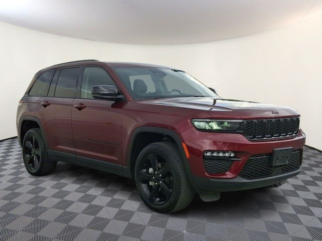 Used 2023 Jeep Grand Cherokee Limited SUV