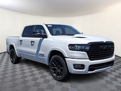 2026 Ram 1500 LARAMIE CREW CAB 4X4 5'7 BOX Pickup