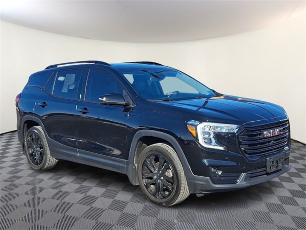 Used 2022 GMC Terrain SLT SUV