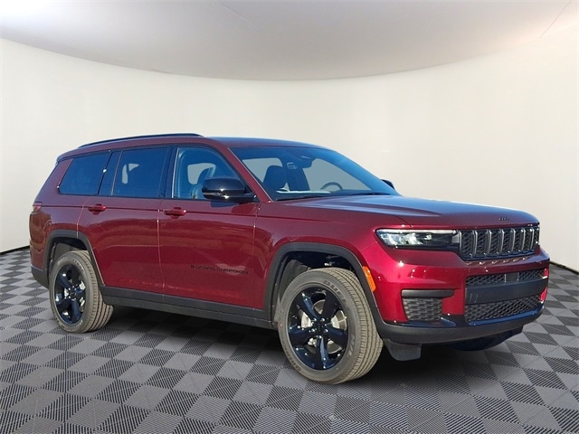 2025 Jeep Grand Cherokee L Altitude's photo