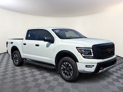 2024 Nissan Titan PRO-4X Truck Crew Cab