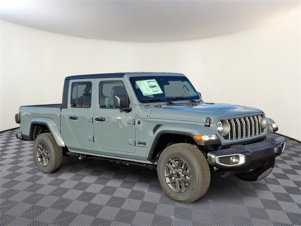 New 2026 Jeep Gladiator SPORT S 4X4 Pickup