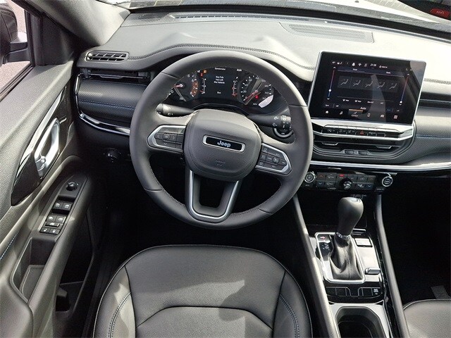 2026 Jeep Compass Limited Altitude photo 2