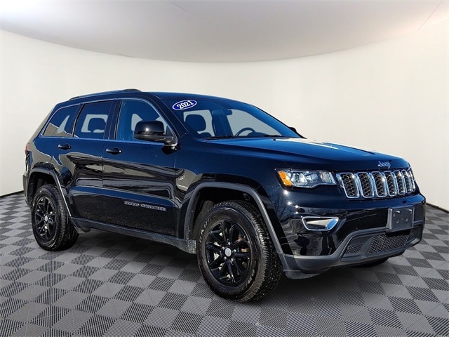 2021 Jeep Grand Cherokee Laredo E's photo