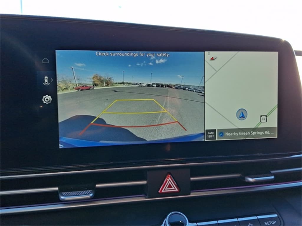 Used 2024 Hyundai Elantra SEL Sedan