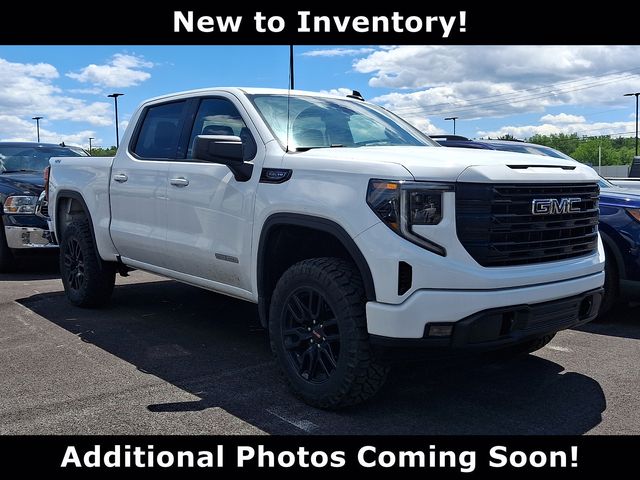 2022 GMC Sierra 4WD Crew Cab Short Box Elevation's photo