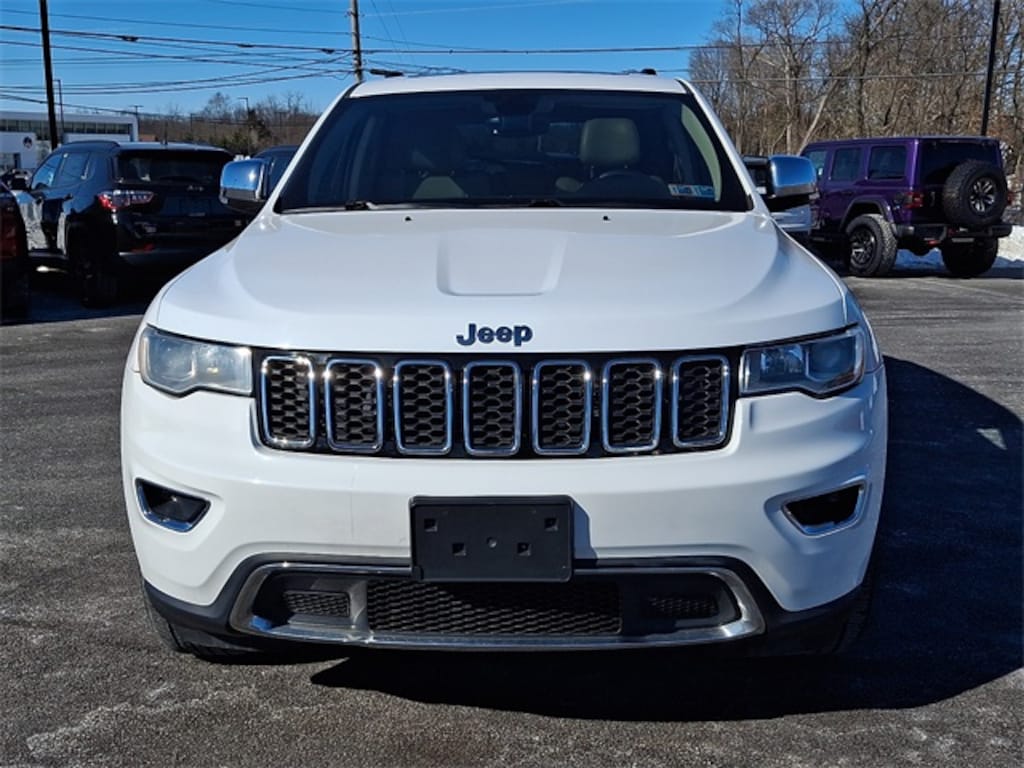 Used 2017 Jeep Grand Cherokee Limited 4x4 SUV