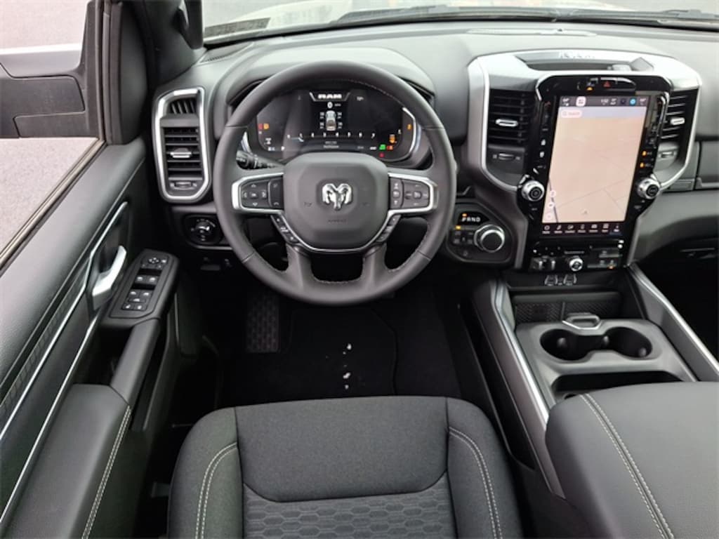 New 2026 Ram 1500 BIG HORN CREW CAB 4X4 5'7 BOX Pickup