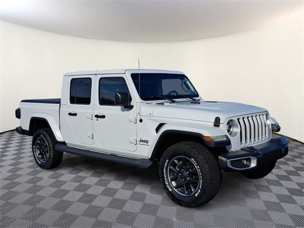 Used 2020 Jeep Gladiator Overland Truck Crew Cab