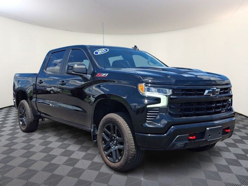 Used 2025 Chevrolet Silverado 1500 LT Trail Boss Truck Crew Cab