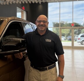 Staff member Gregory Mussmacher from ID_6f1c68b42e27