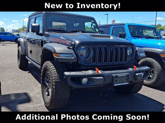 2024 Jeep Gladiator Mojave's photo