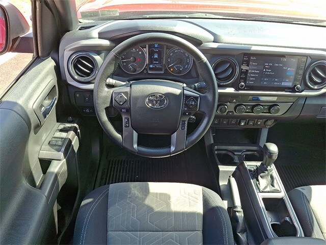 2022 Toyota Tacoma TRD Sport V6 photo 2