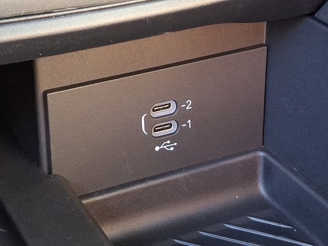 2026 Chrysler Pacifica Select - Photo 23