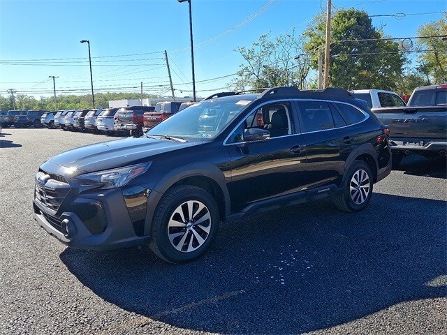 2023 Subaru Outback Premium photo 2