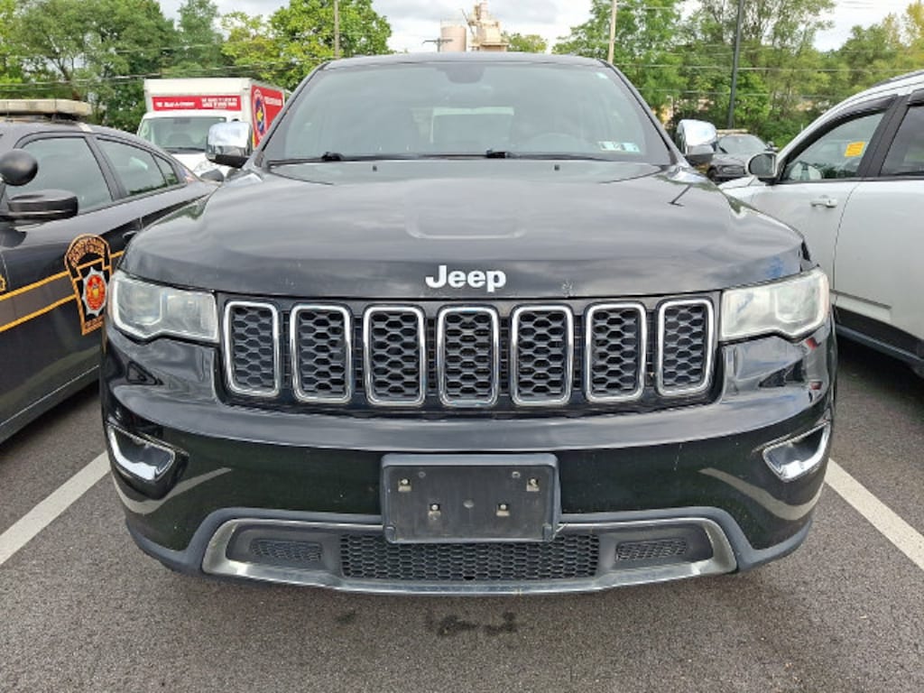 Used 2017 Jeep Grand Cherokee Limited 4x4 SUV