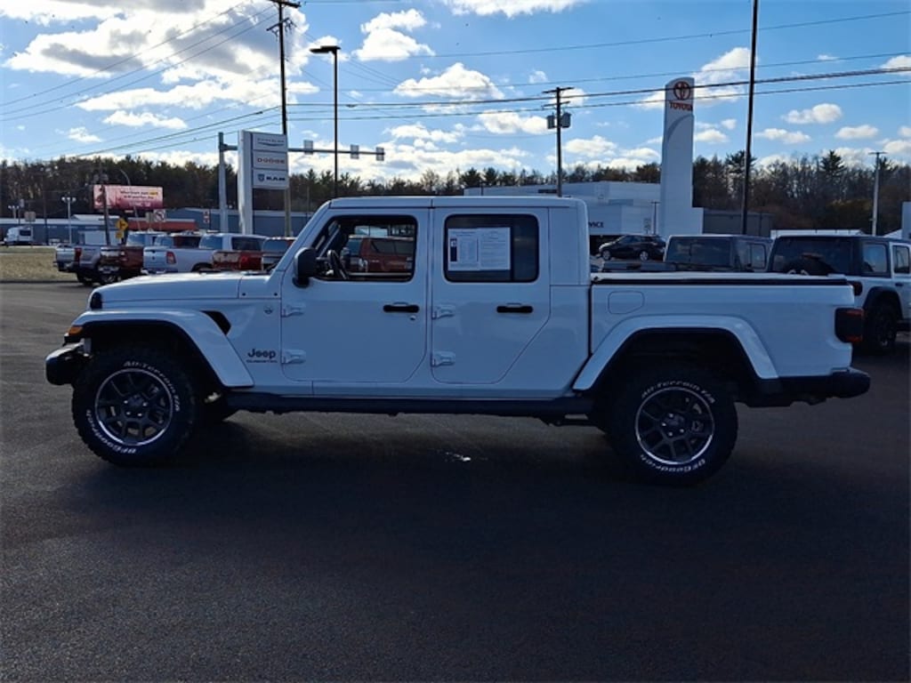 Used 2020 Jeep Gladiator Overland Truck Crew Cab