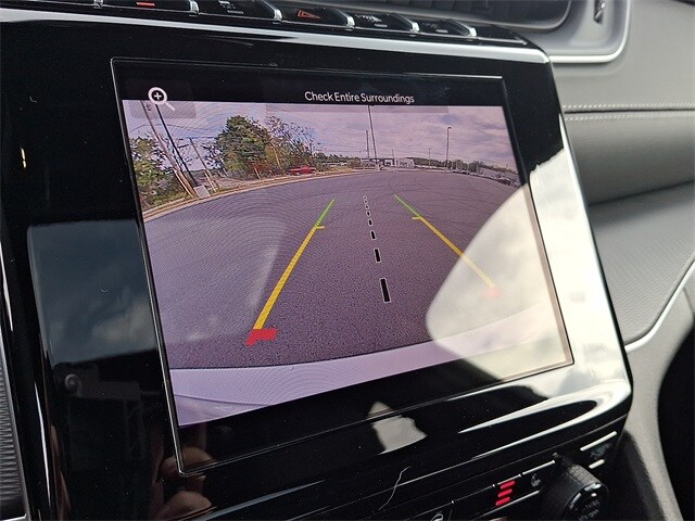 2025 Jeep Grand Cherokee Altitude photo 4