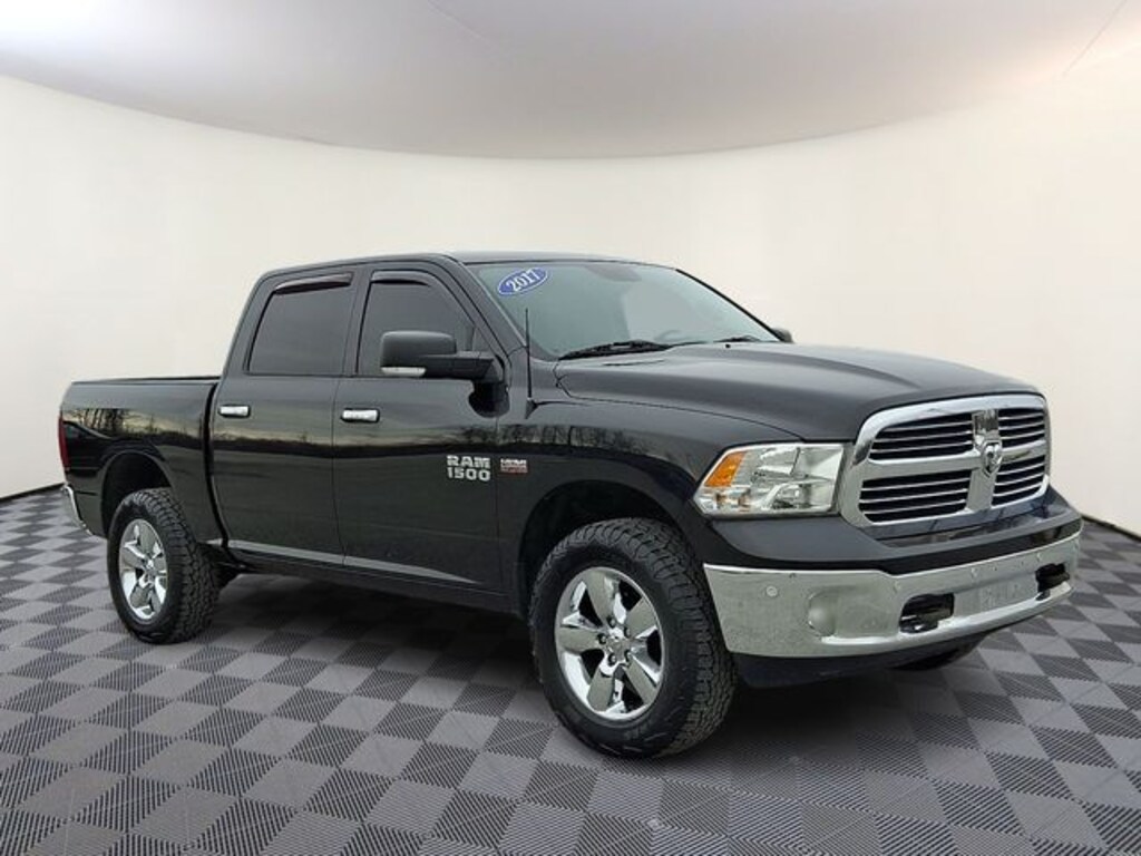 Used 2017 Ram 1500 SLT Truck Crew Cab