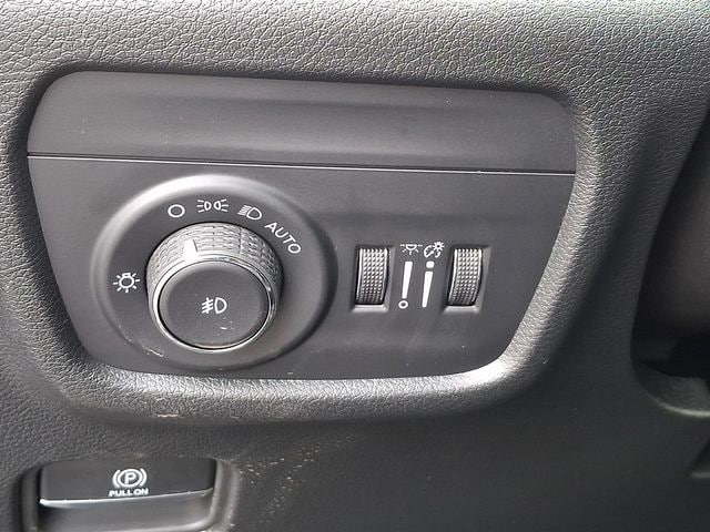 2025 Jeep Grand Cherokee L Limited - Photo 23