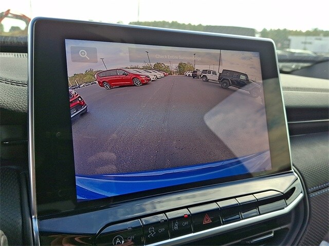 2026 Jeep Compass Latitude Altitude Special Edition photo 4