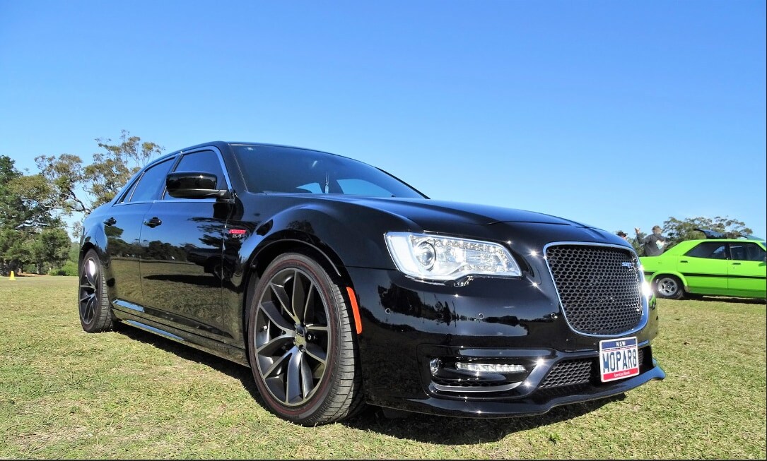 Chrysler 300 SRT8 Core