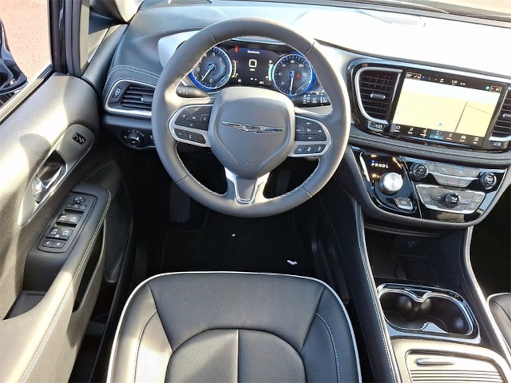 New 2026 Chrysler Pacifica SELECT Passenger Van