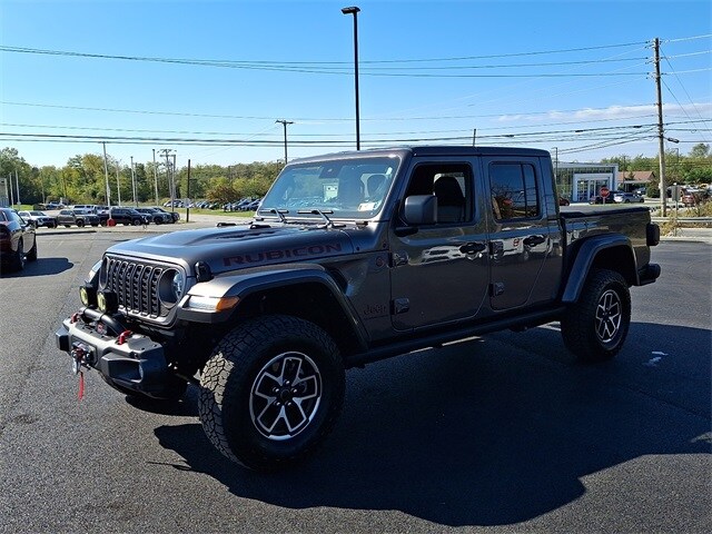 2024 Jeep Gladiator Rubicon photo 3