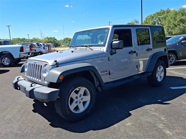 2018 Jeep Wrangler Unlimited Sport photo 3