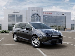 2027 Chrysler Pacifica Select Passenger Van