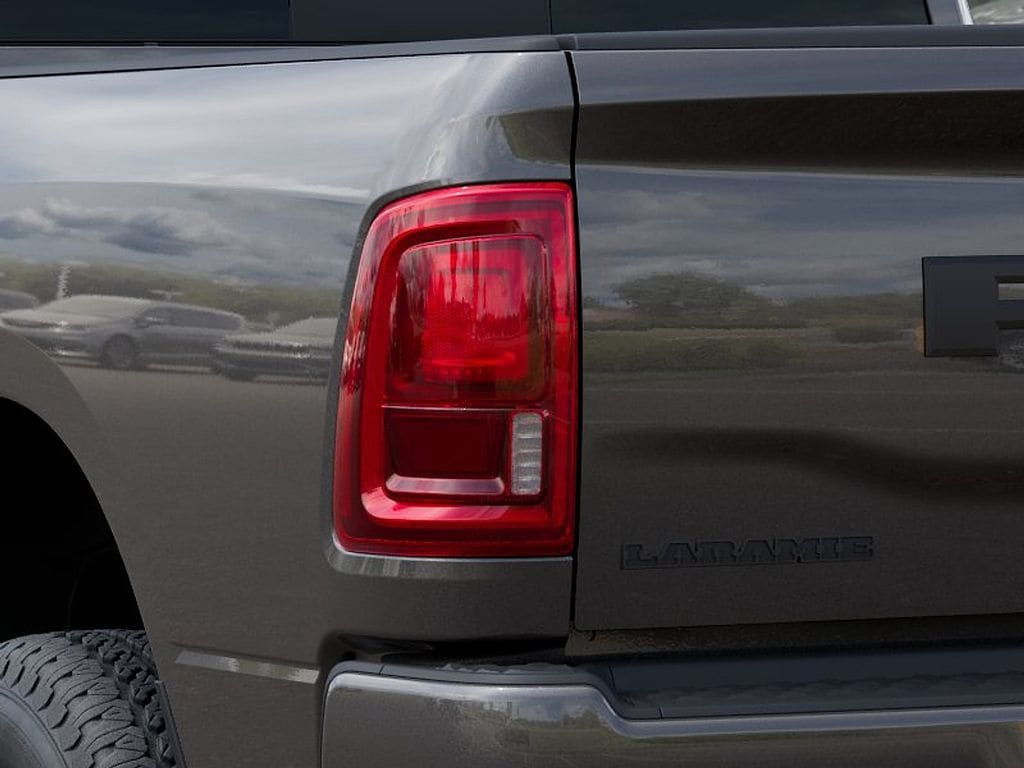 2026 RAM 2500 Laramie - Photo 9