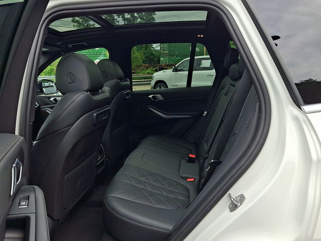 2023 BMW X5 40i - Photo 13
