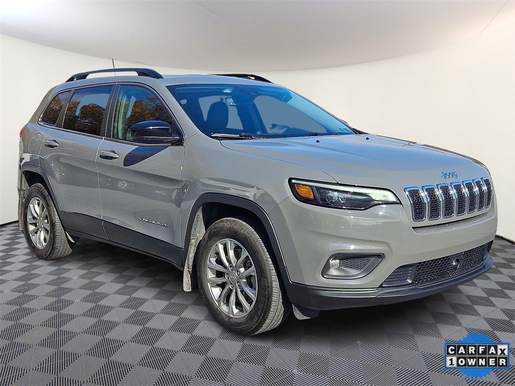2022 Jeep Cherokee Latitude Lux