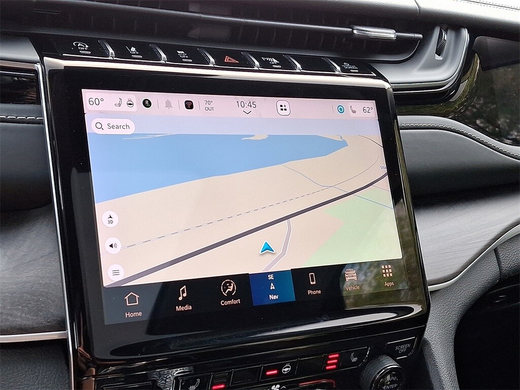 2022 Jeep Grand Cherokee Limited photo 3