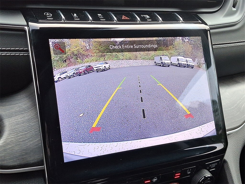 2023 Jeep Grand Cherokee Limited photo 4