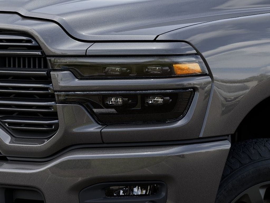 2026 RAM 2500 Laramie - Photo 10