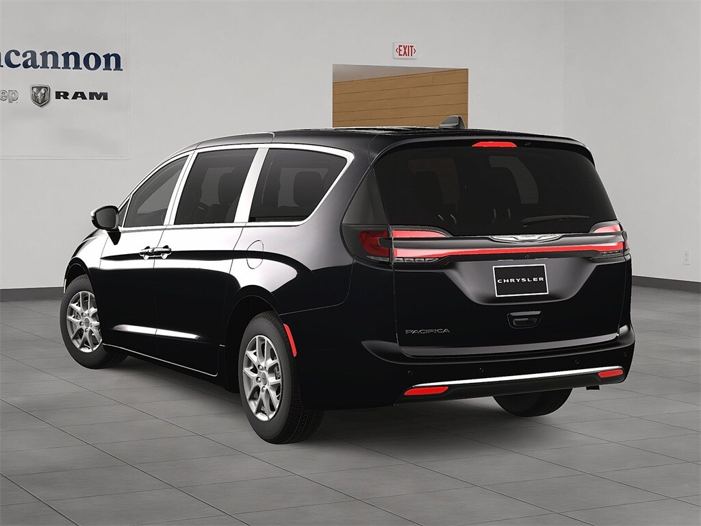 2025 Chrysler Pacifica photo 4