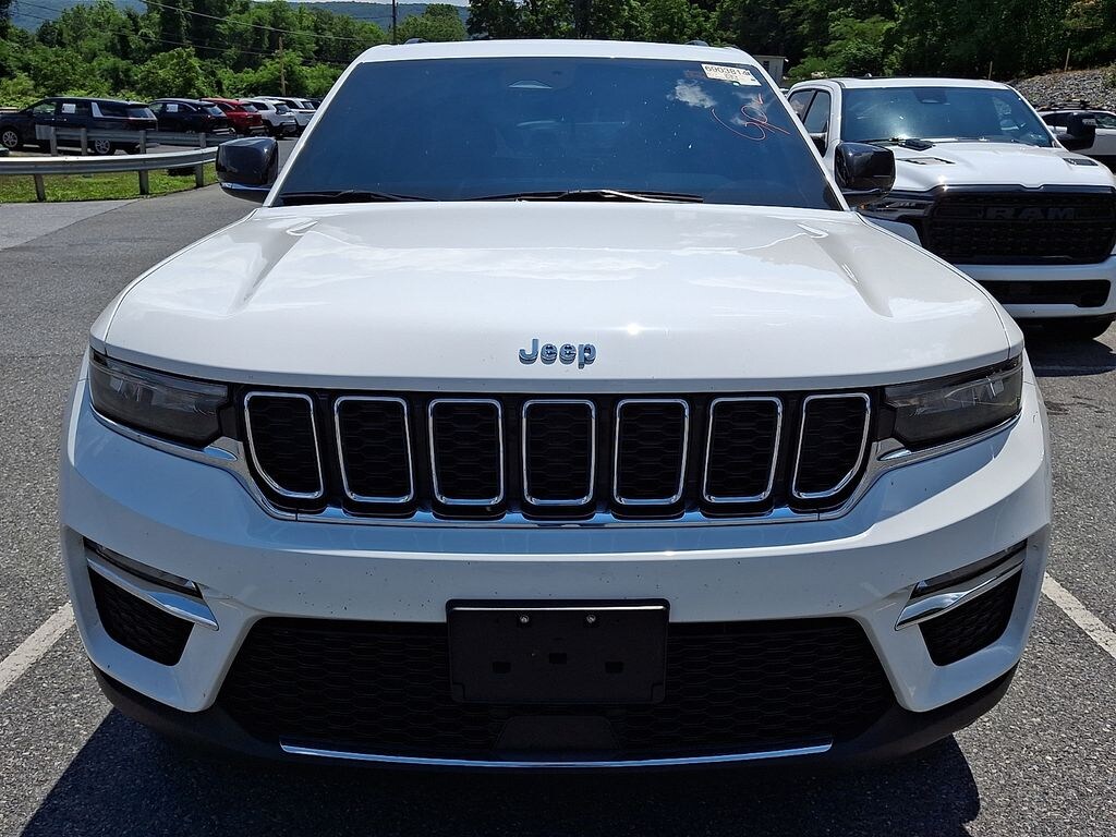 Used 2023 Jeep Grand Cherokee Limited SUV