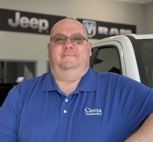 Staff member Arlin Scheib from ID_99f336324809