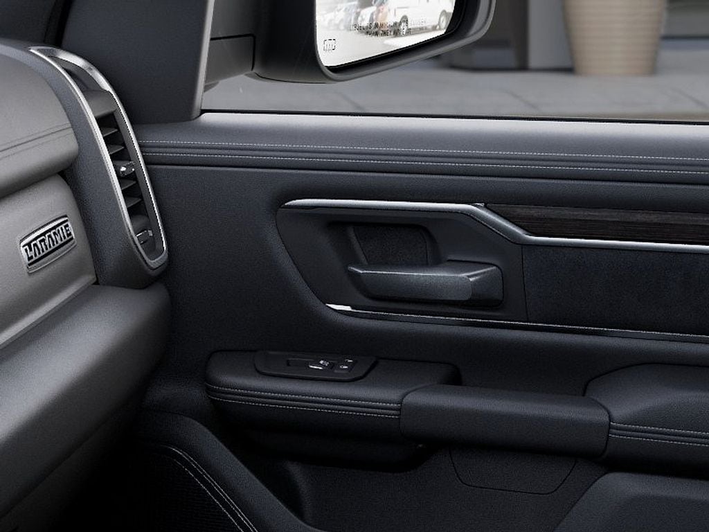 2026 RAM 1500 Laramie - Photo 25