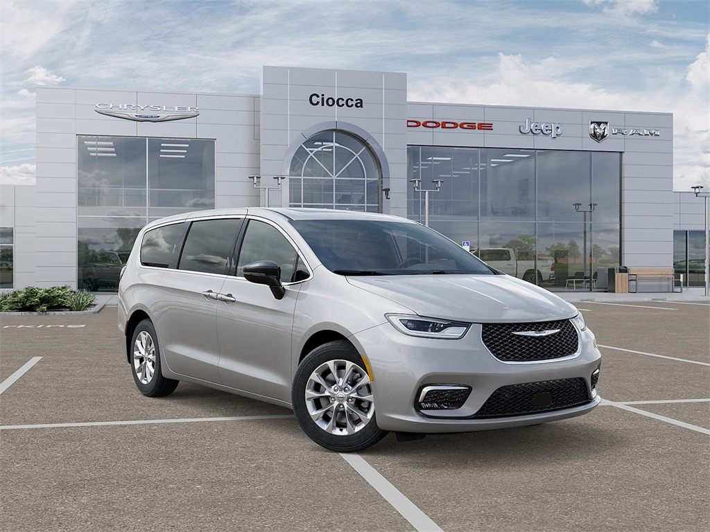2026 Chrysler Pacifica Limited's photo