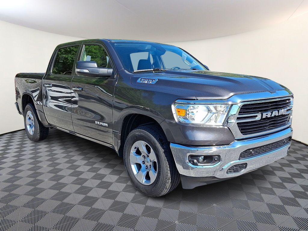 2020 RAM 1500 Big Horn/Lone Star 4x4 Crew Cab 5'7's photo