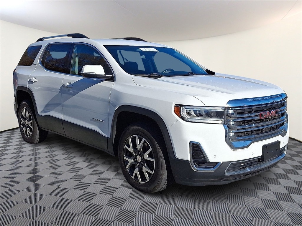 2023 GMC Acadia SLE's photo